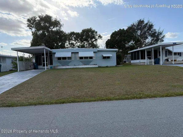 7411 Fairlane Ave, Brooksville, FL 34613