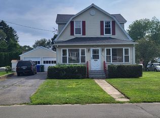 485 Greenfield Ave, Stratford, CT 06614