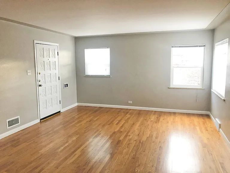 1617 S Jackson St — Photo 12