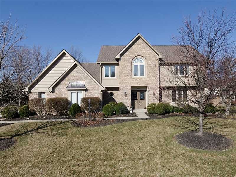 1st image of 928 Copperwood Dr