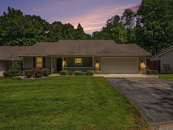 3rd image of 3748 Timber Creek Dr NW