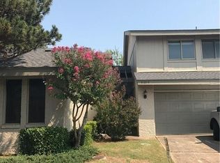 9900 Hefner Village Pl, Oklahoma City, OK 73162
