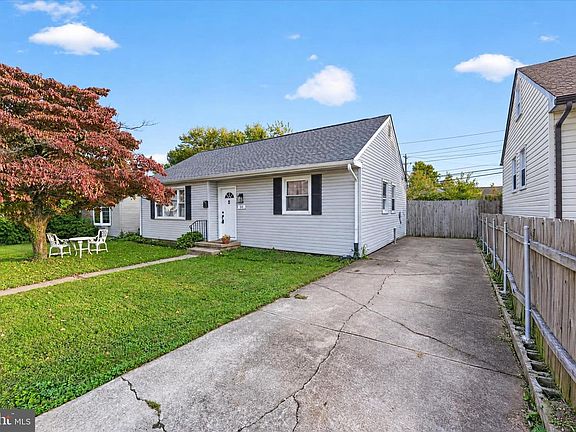 3rd image of 30 Hunter Rd