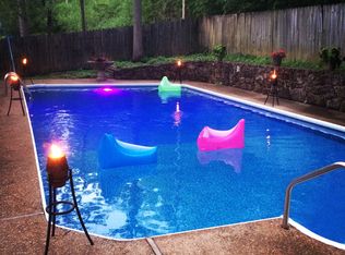 15 Buttermilk Rd, Little Rock, AR 72227