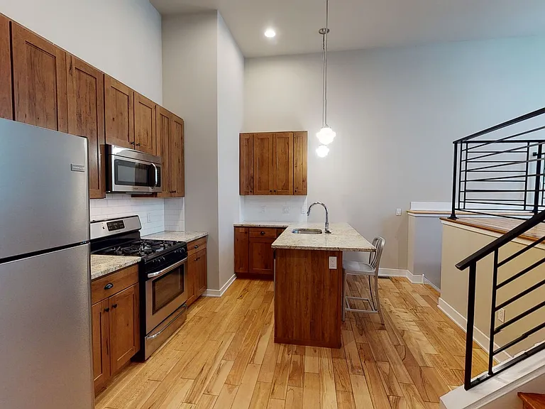 Newly Construction Apartment Brewerytown — Photo 1