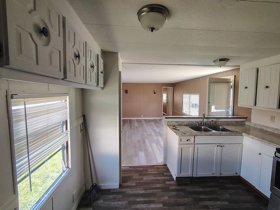 1st image of 920 Boardwalk Ln #894