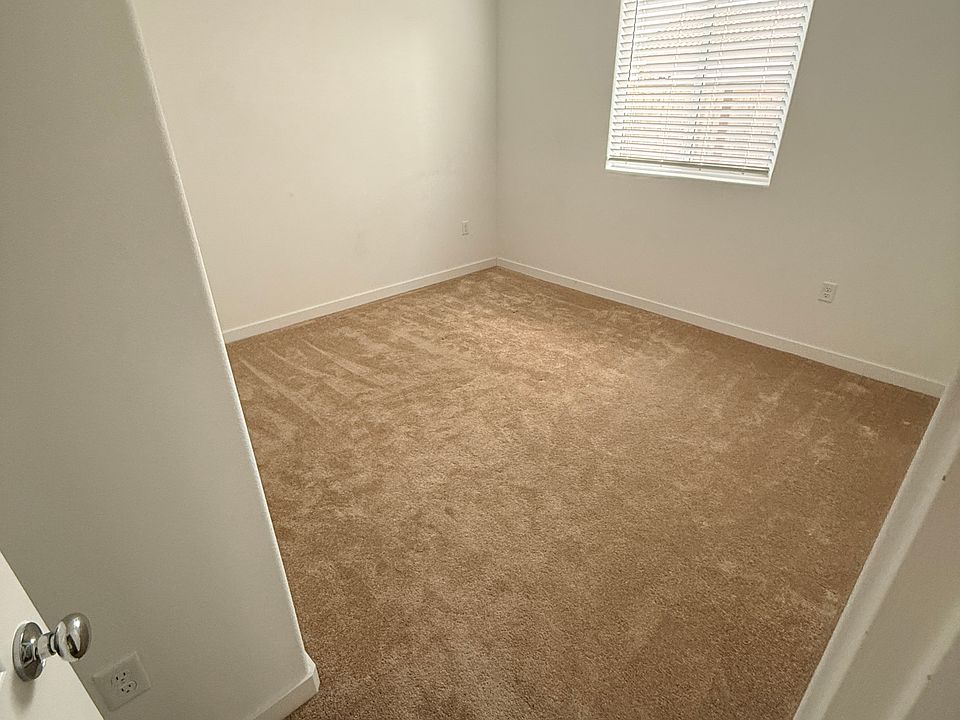 2nd image of 4468 Arctic Tern Way