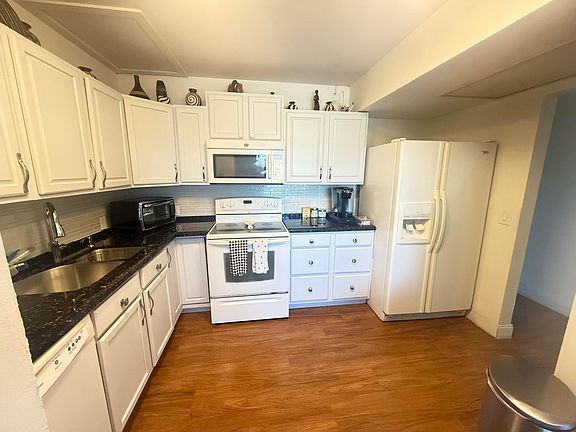 5th image of 246 Preston F #246