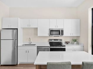 923 S State St, Lockport, IL 60441
