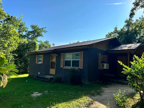 403 S 8th St, Quincy, FL 32351