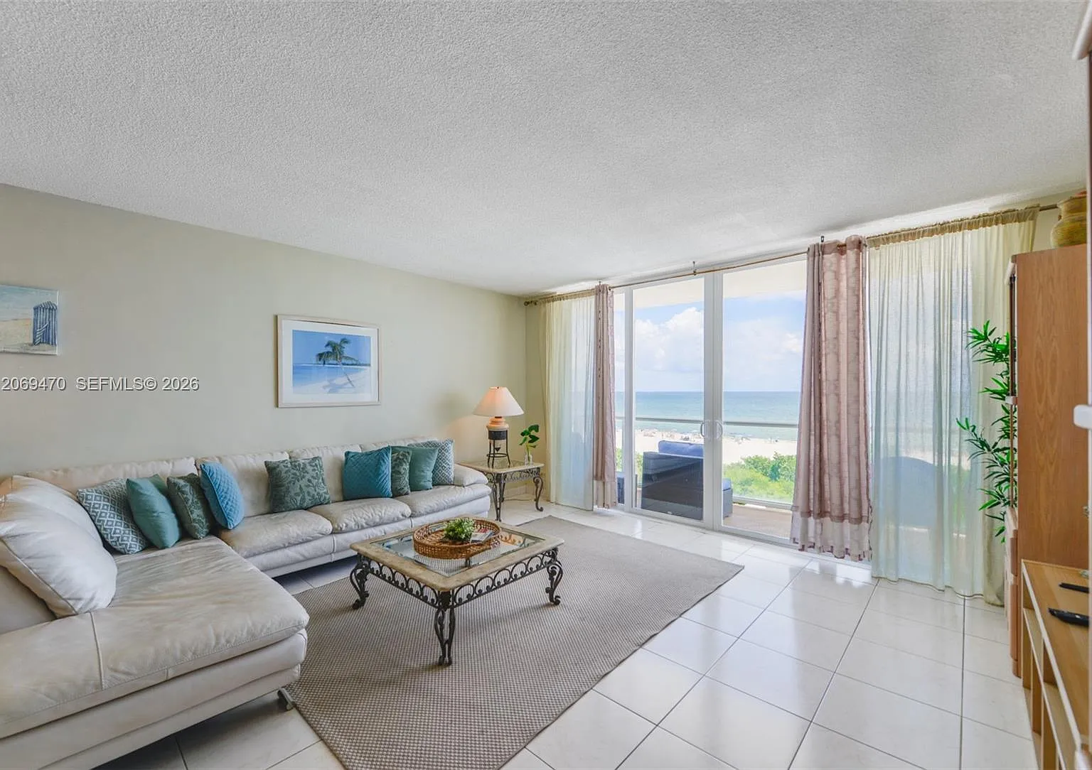 The Pavilion Condo — Photo 3