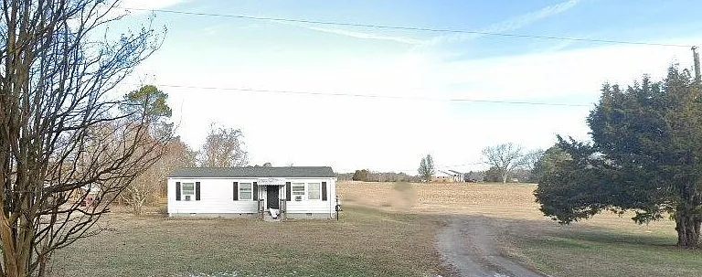 This is exactly our home and what it looks like. Be ware of scammers