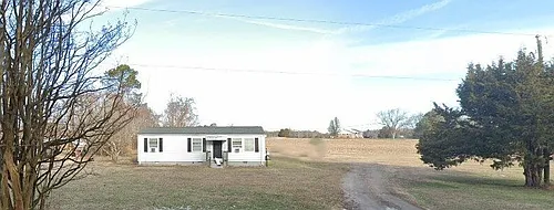 8040 Airport Rd Photo 1