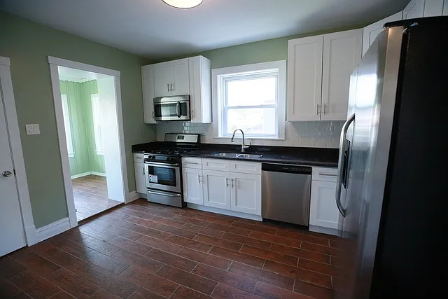 5319 S Homan Ave #1 — Photo 4