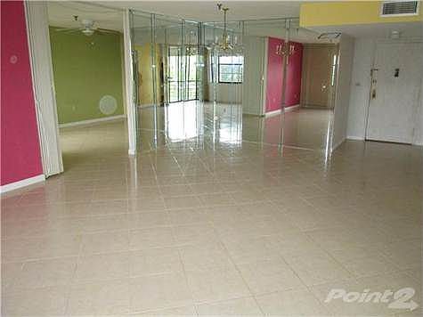 4th image of 671 NE 195th St APT 309E