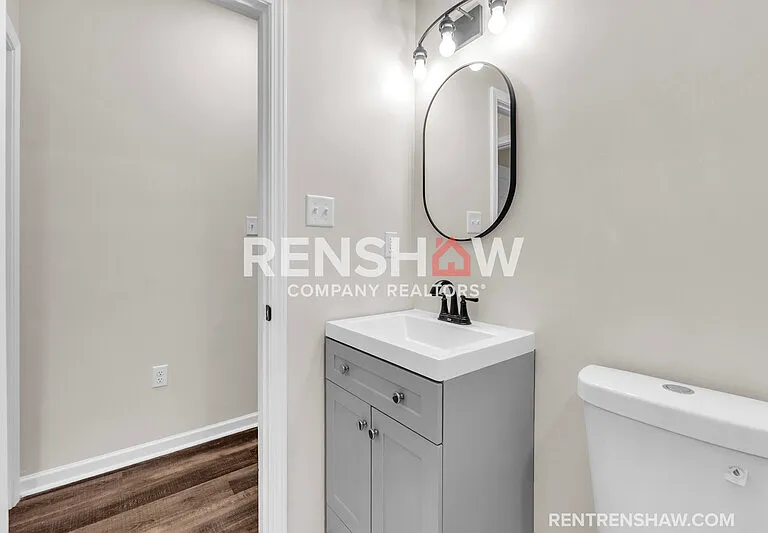 788 N Hollywood St — Photo 12