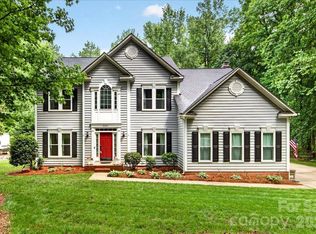 8416 Quarters Ln, Mint Hill, NC 28227