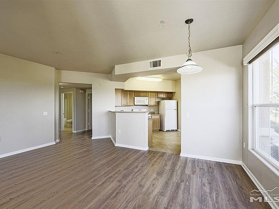 2nd image of 17000 Wedge Pkwy Unit 3212