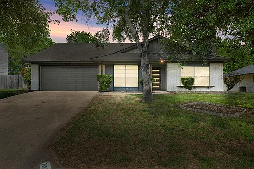 7302 Sevilla Dr Photo 1