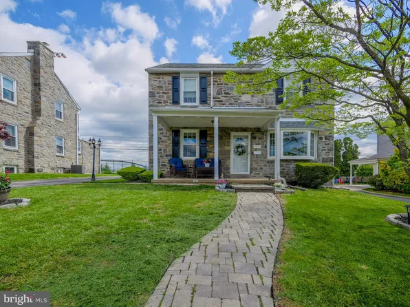 903 Penn Ave, Drexel Hill, PA 19026