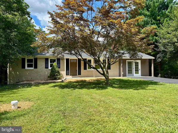 13120 Manor Dr, Mount Airy, MD 21771