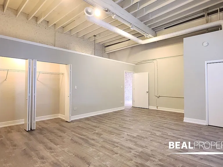 2320 N Damen Ave #2G — Photo 13