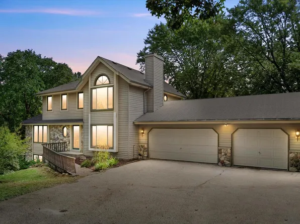464 Caernarvon ROAD, Wales, WI 53183