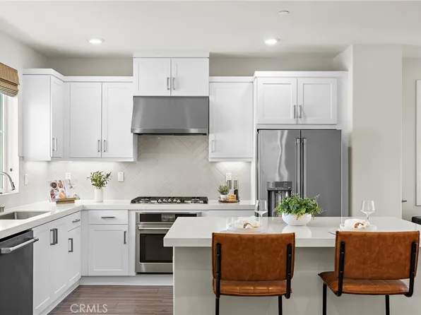 15 Splendor Way, Ladera Ranch, CA 92694