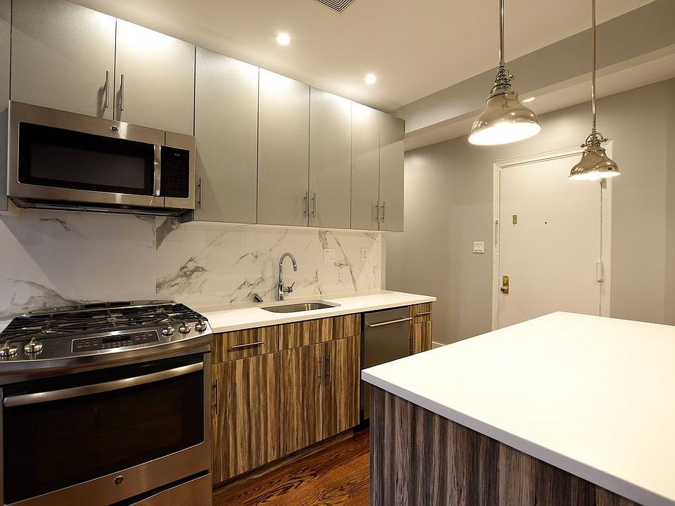 1st image of 27 Crooke Ave #1H