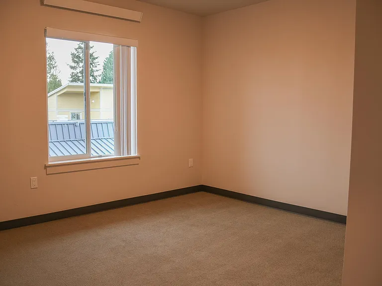 Kirkland Heights Apartments — Photo 41