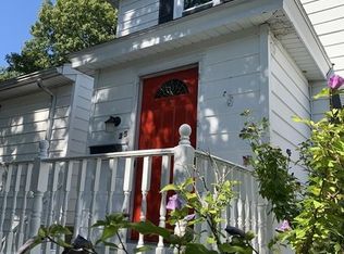 35 Hillcrest Ave, Worcester, MA 01602