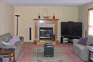 4th image of 3133 Monticello Ln