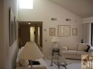 2343 Via Sonoma APT E, Palm Springs, CA 92264