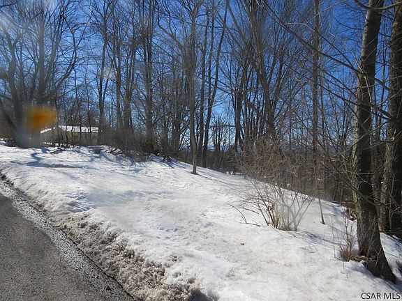 5th image of Suie St