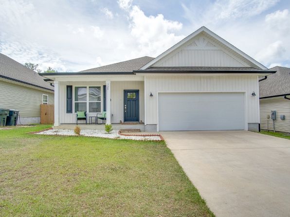 229 Camellia Dr