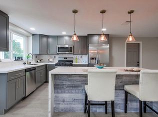 8983 Hammond Dr, San Diego, CA 92123
