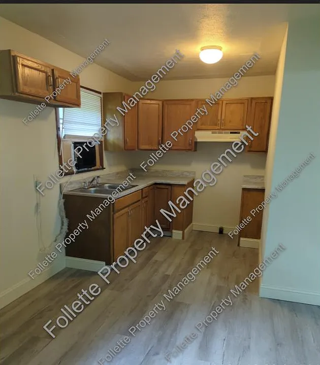 3 bed, 1282 sqft, $1,300 — Photo 4