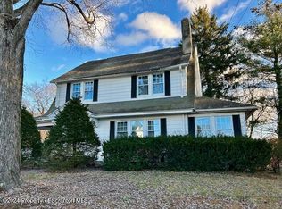 407 Cooper St, Taylor, PA 18517
