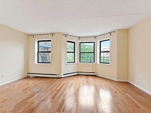 4th image of 56 E 119th St Fl 2