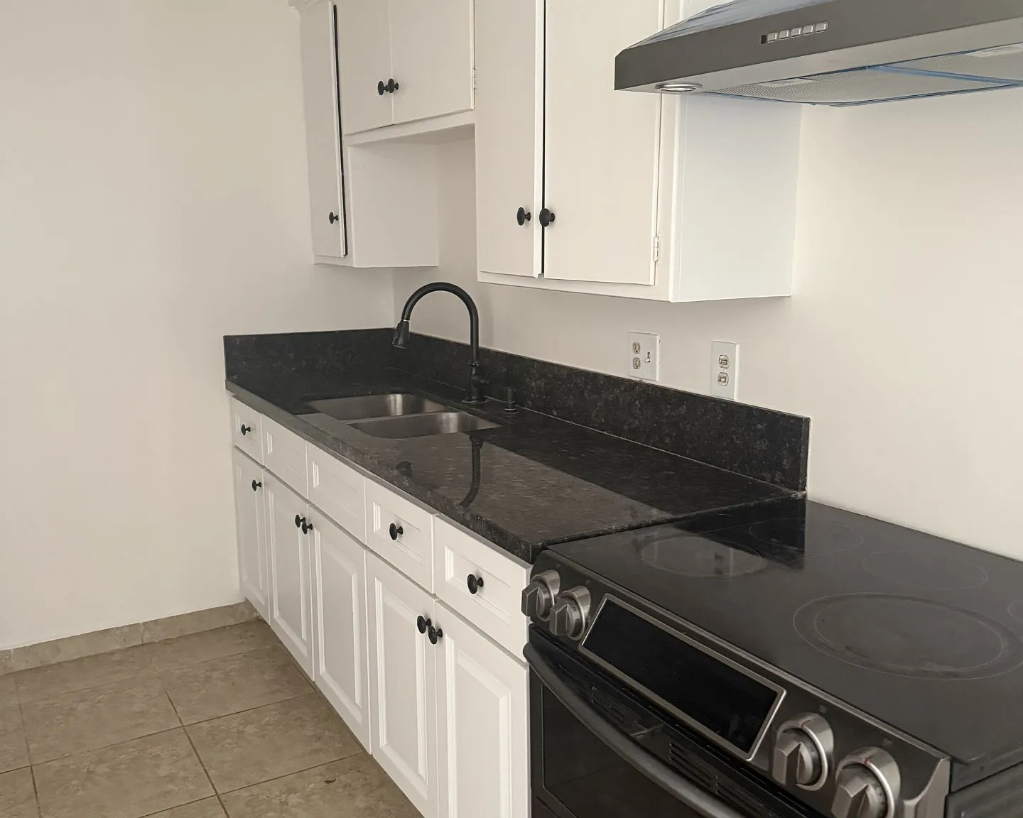 1 bed, $1,895 — Photo 2