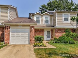 257 Stanyon Ct, Bloomingdale, IL 60108