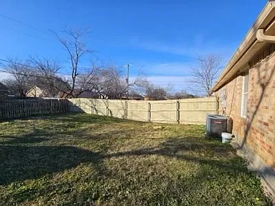 3 bed, 1235 sqft, $1,595 — Photo 2