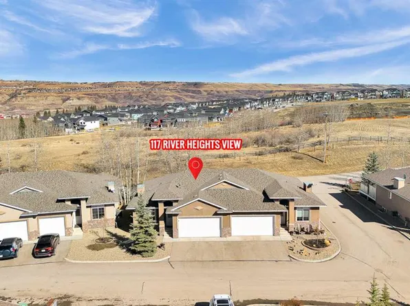 117 W River Heights Vw, Cochrane, AB T4C 0E6