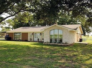 1202 Ross Ln, Springtown, TX 76082