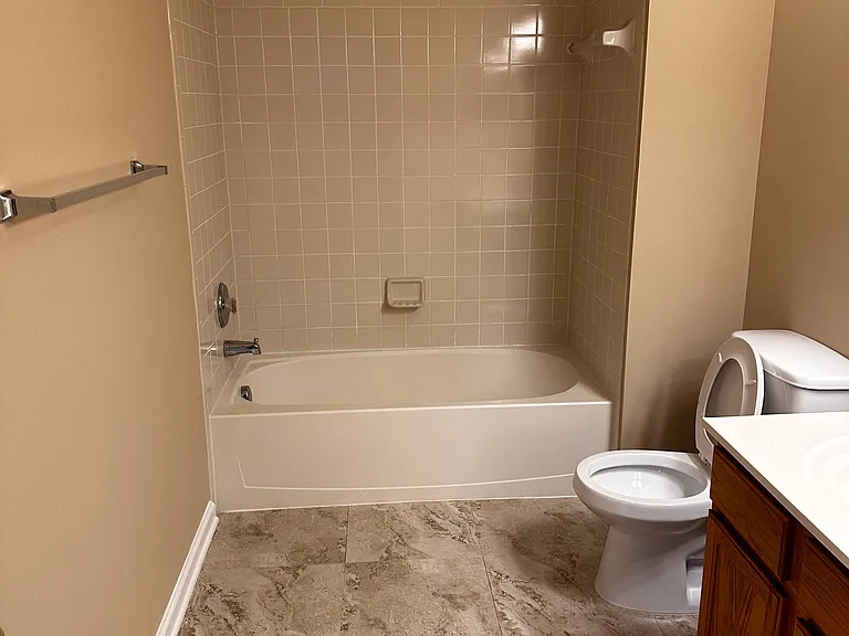 9570 Linnett Hill Dr — Photo 52