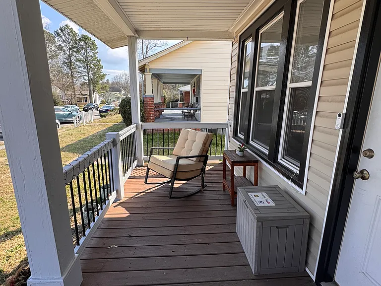 5211 Salem St — Photo 4