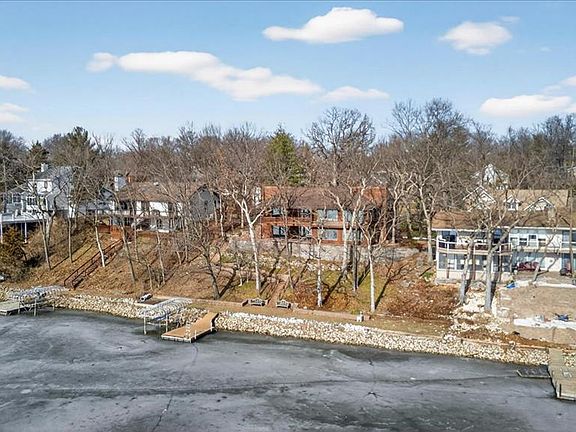 5th image of 23 Marquette Dr