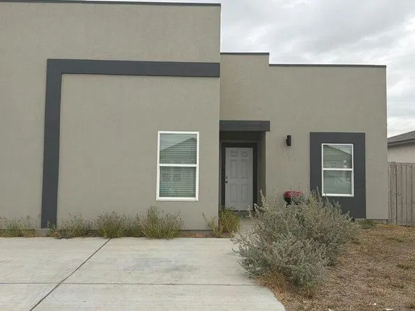 1524 Estudiantes Dr, Laredo, TX 78046