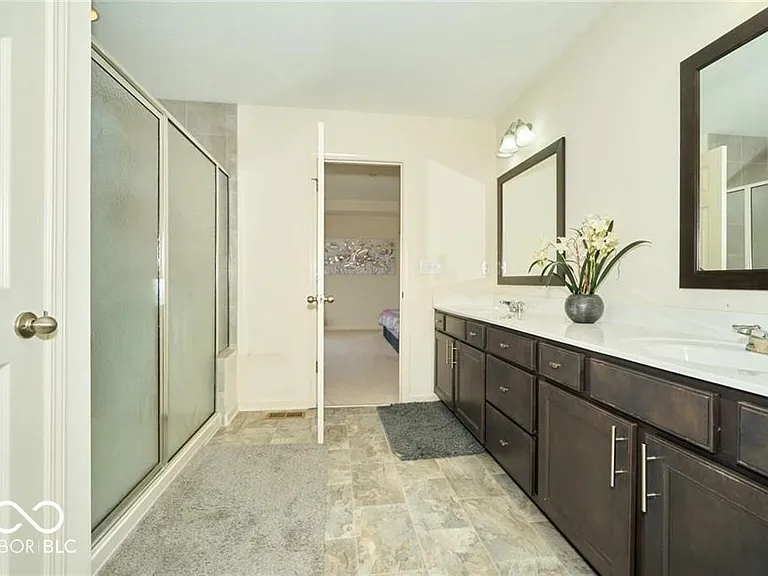 8255 Carnegie Ln — Photo 8