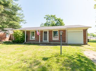 630 Berkshire Dr, Seymour, IN 47274